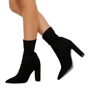 Boohoo Black High Heel Sock Ankle Boots Wide fit size US 10      EU 41 or UK 8